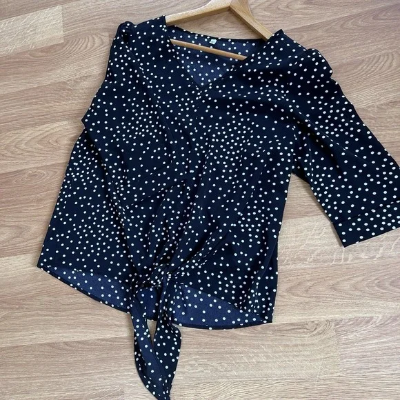 Black Women's Blouse Classy Polka Dot Shirt Dressy Work Flattering Size Large - Picture 5 of 16